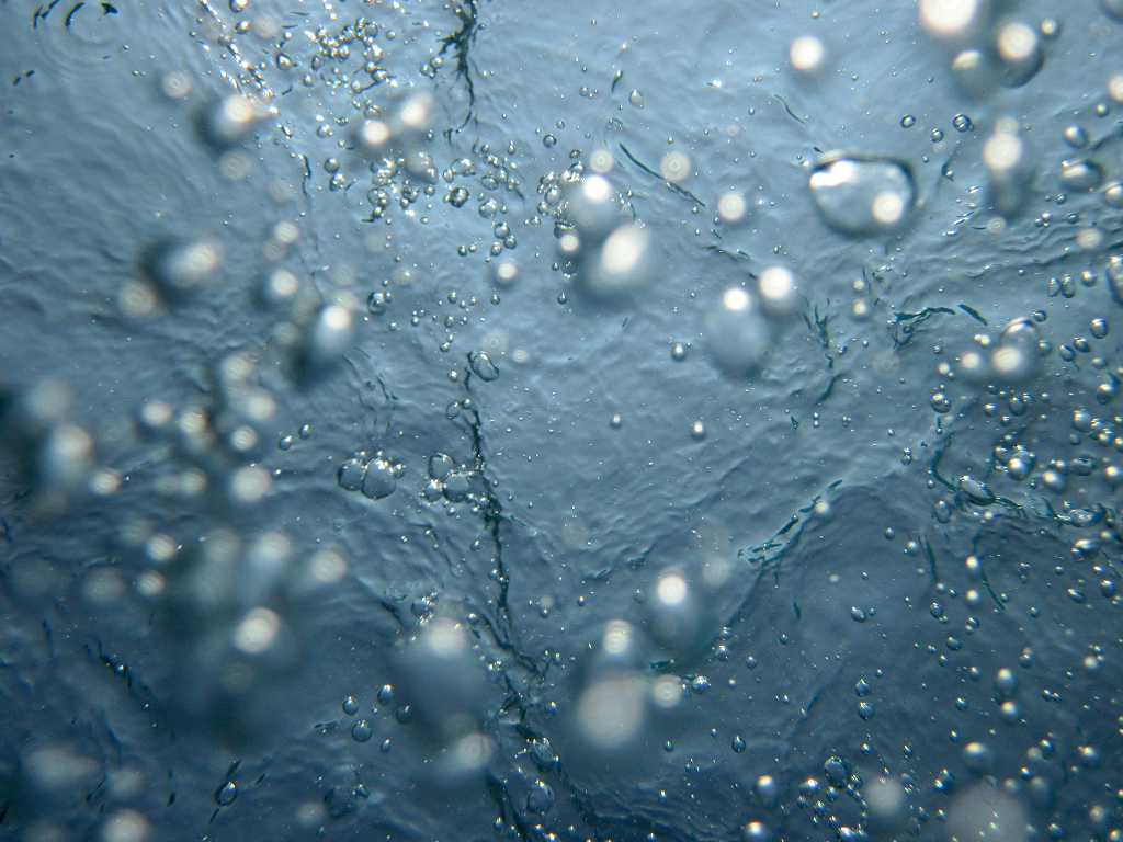 How Hydrogen Water Is Made and What It Means